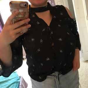 Button down cactus print cold shoulder top